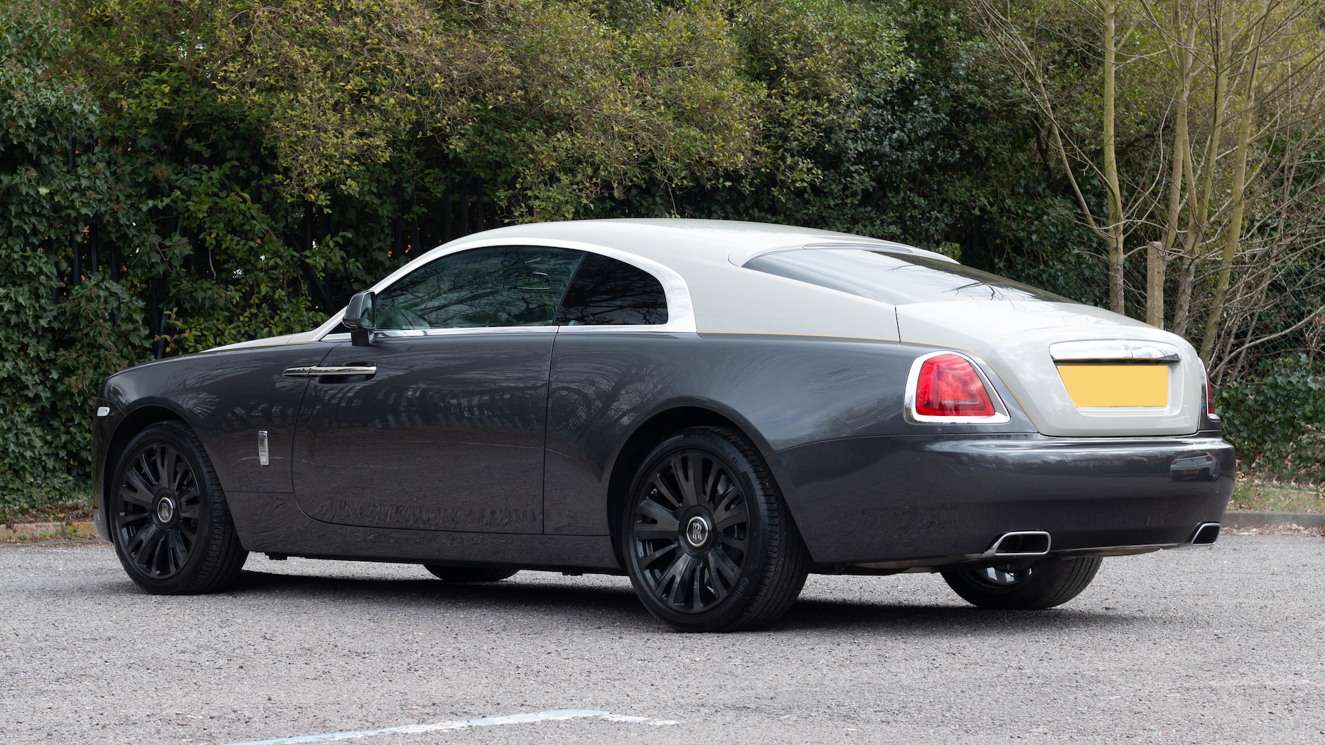 Chạm mặt hàng độc RollsRoyce Wraith Black Badge tại Hà Nội lên sàn xe  cũ sau 9000km  Tạp Chí Siêu Xe