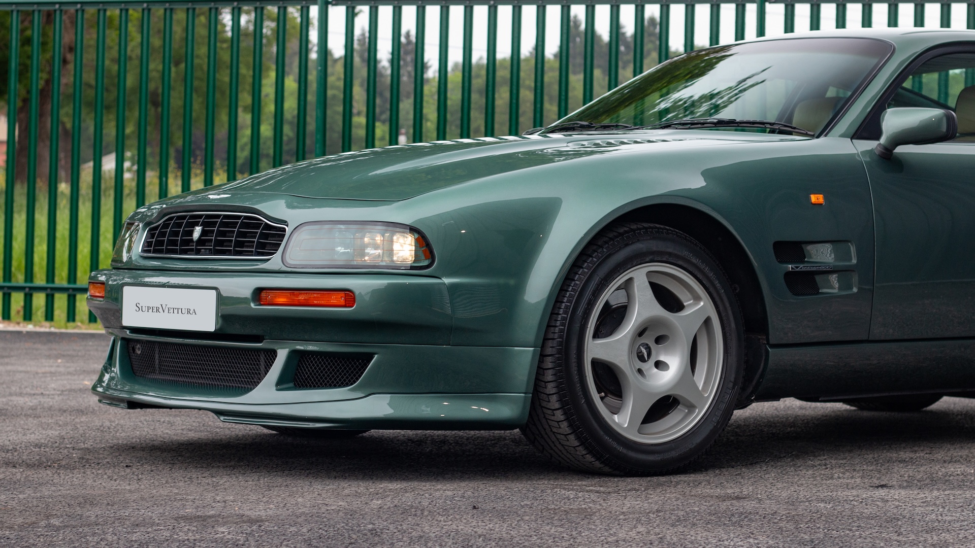 Sold 1994 Aston Martin Vantage V600 | Official UK Koenigsegg