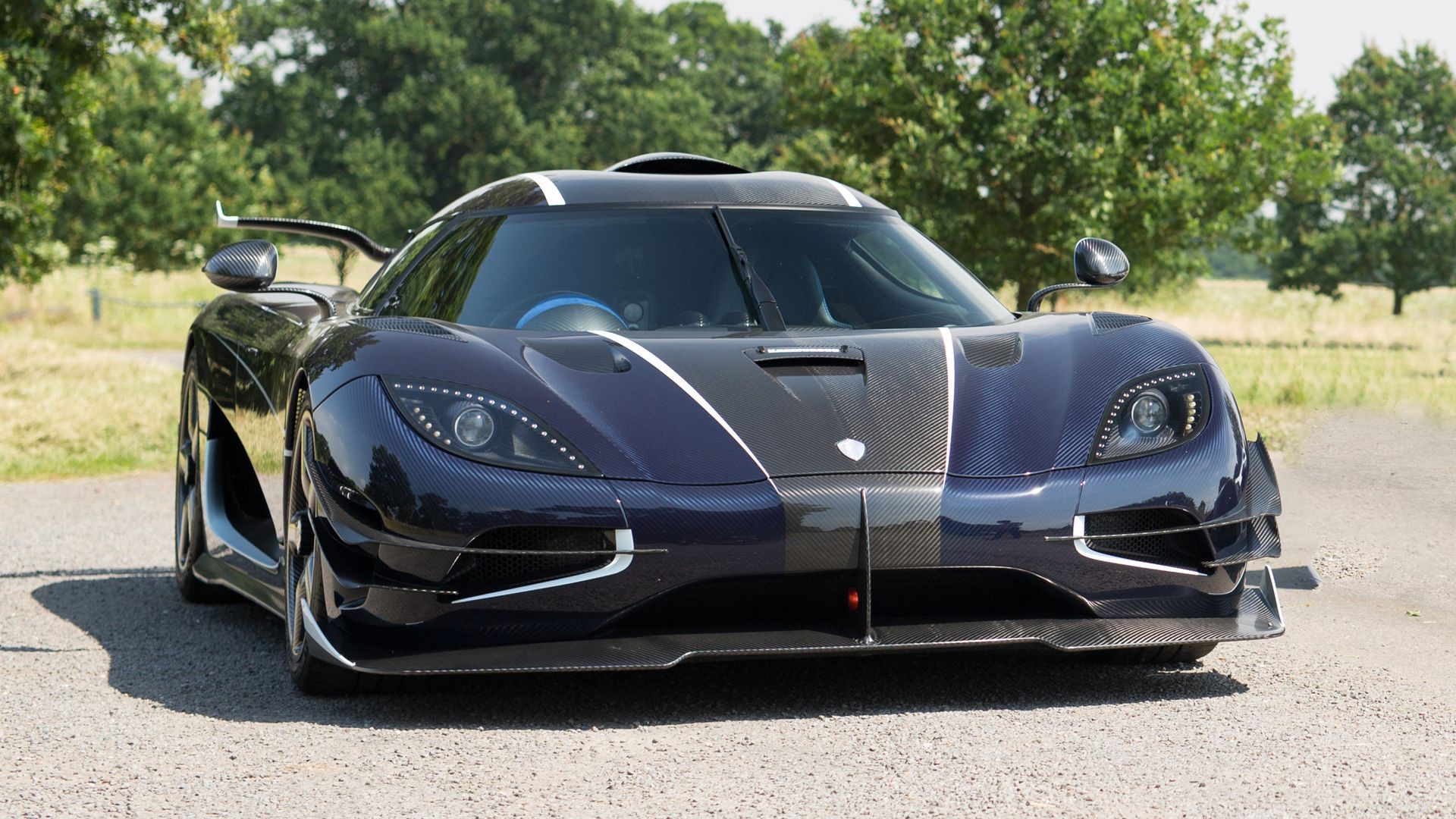 2015 Koenigsegg One:1 For Sale | Official Uk Koenigsegg Dealer |  Supervettura
