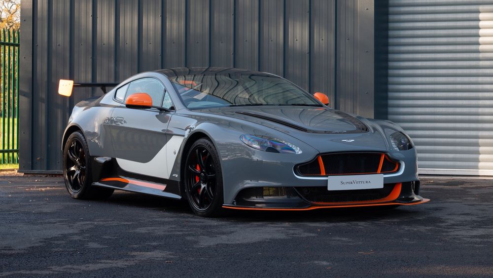 2015 Aston Martin GT12 