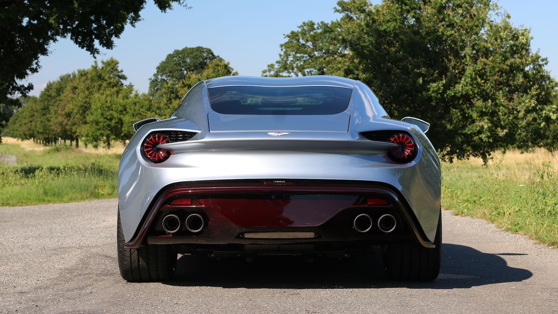 Aston Martin Vanquish 2018