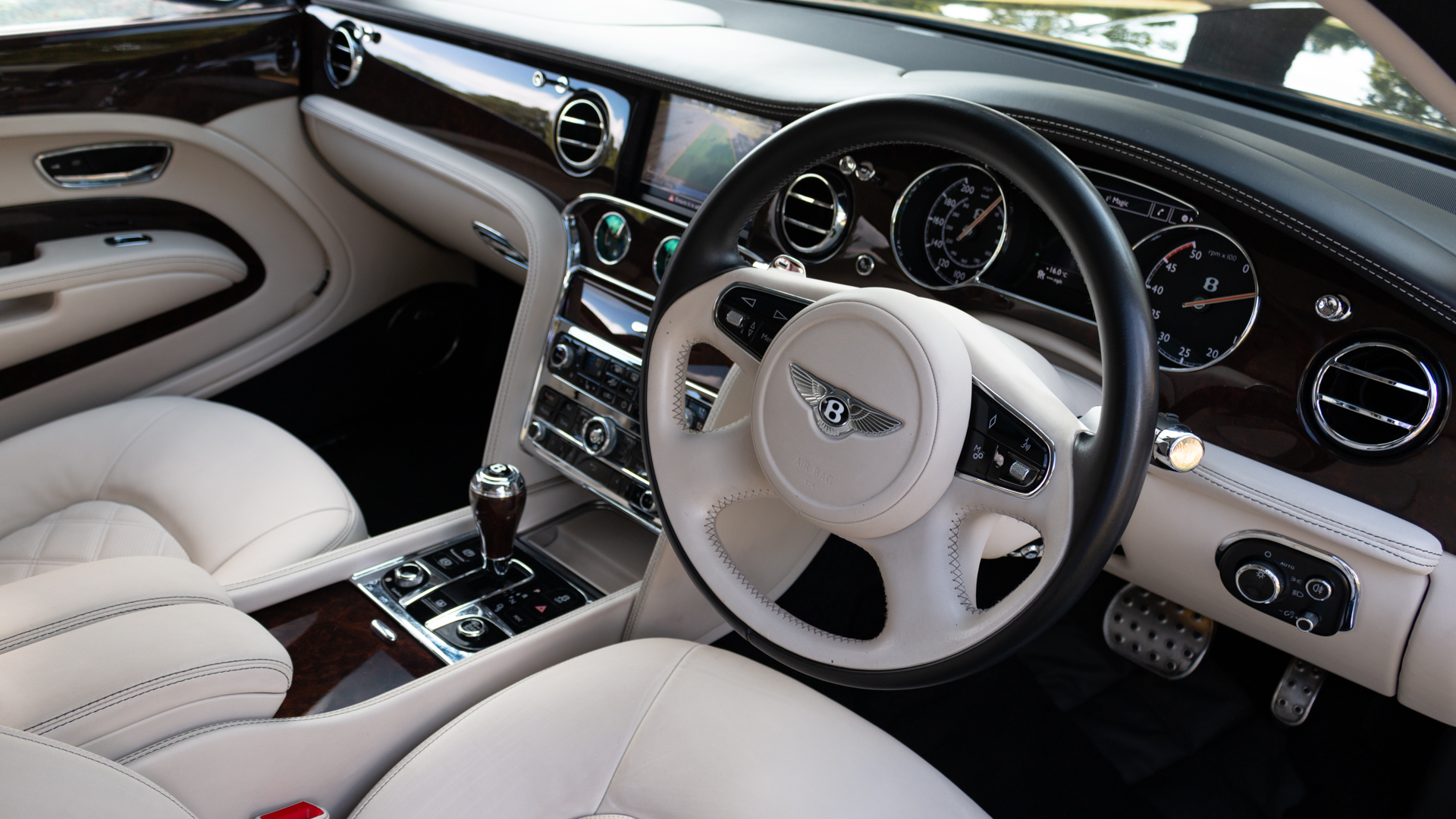 Bentley Mulsanne | Royal Auto